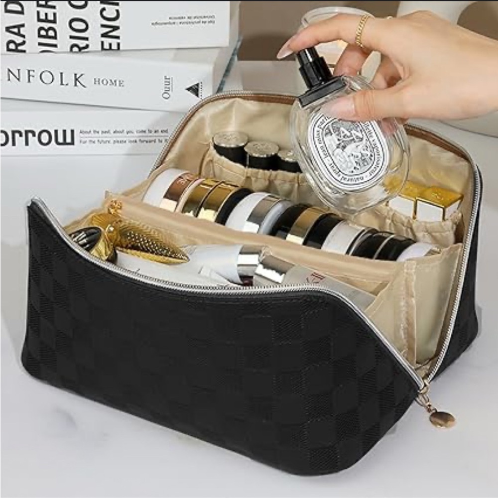 Black Checkered Cosmetic Bag - Picture 2 of 2